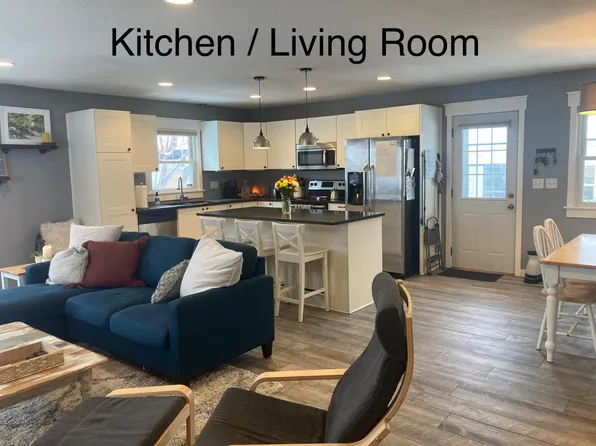 8138 Oakland Ave S, Bloomington, MN 55420