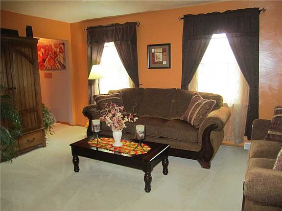 4th image of 503 Richmond Dr
