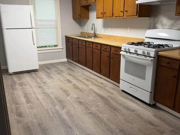 19 Orchard St APT 1, Auburn, NY 13021