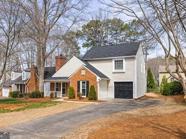 302 Roswell Green Ln, Roswell, GA 30075