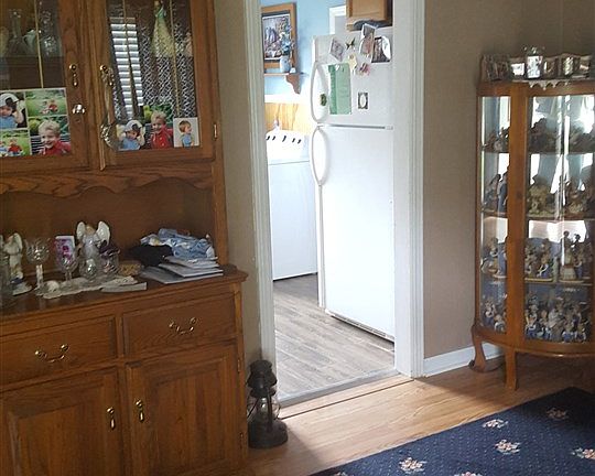 5th image of 817 Birch Ave