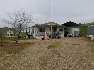 18949 Watts Valley Rd, Sanger, CA 93657