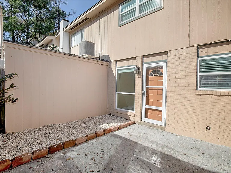 431 Sunset Dr #2 — Photo 24