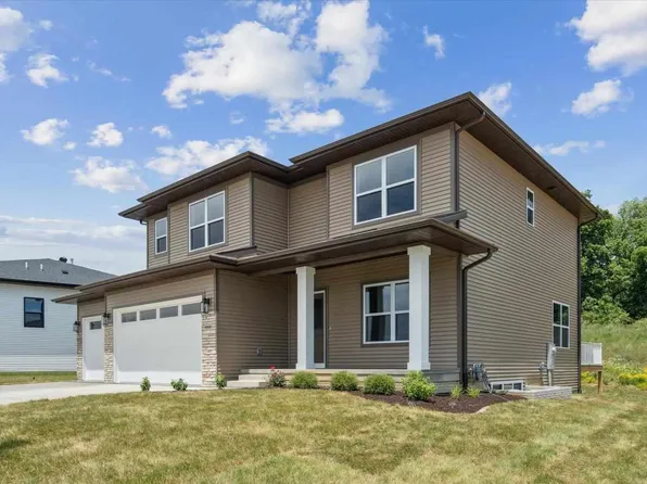 1172 Kona Cir, Coralville, IA 52241