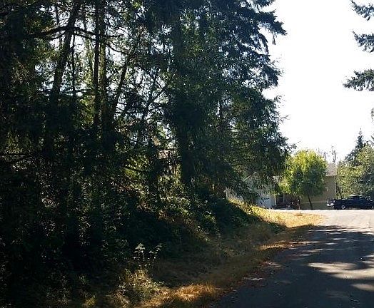 5th image of 10508 100th St