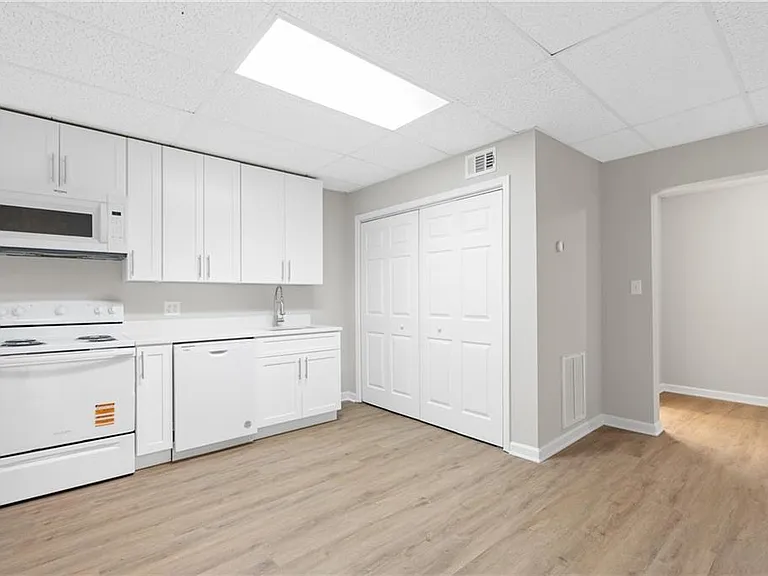 3418 Rose Arbor Ct — Photo 9