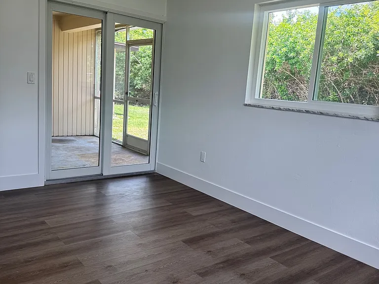 23012 Seneca Ave #2 — Photo 8