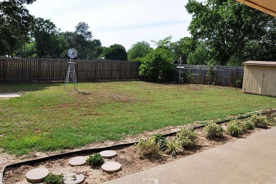 "Huge, kid-friendly fenced back yard"