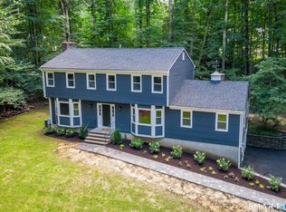 10 Leopard Drive, Newtown, CT 06482