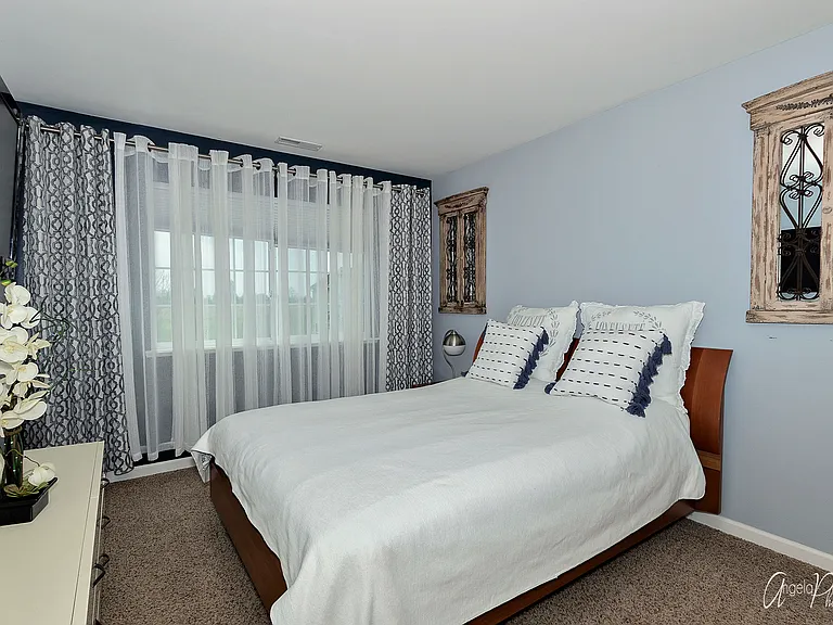 9870 Williams Dr — Photo 10