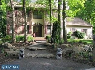 27 Halifax Ct, Marlton, NJ 08053