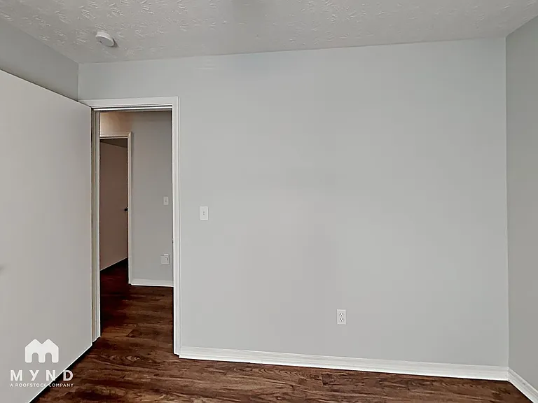 6454 Eastbriar Dr — Photo 14