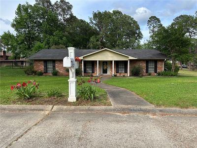 420 Fendler Pkwy, Pineville, LA, 71360