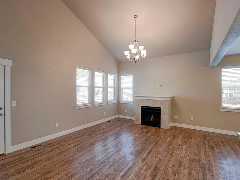 9755-9785 W Stanford Ave — Photo 32