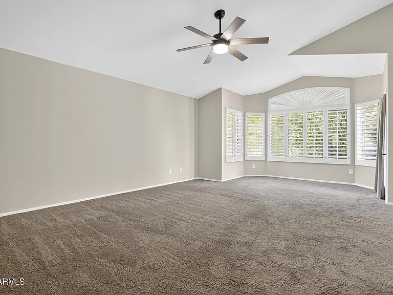 4302 E Mossman Rd — Photo 28