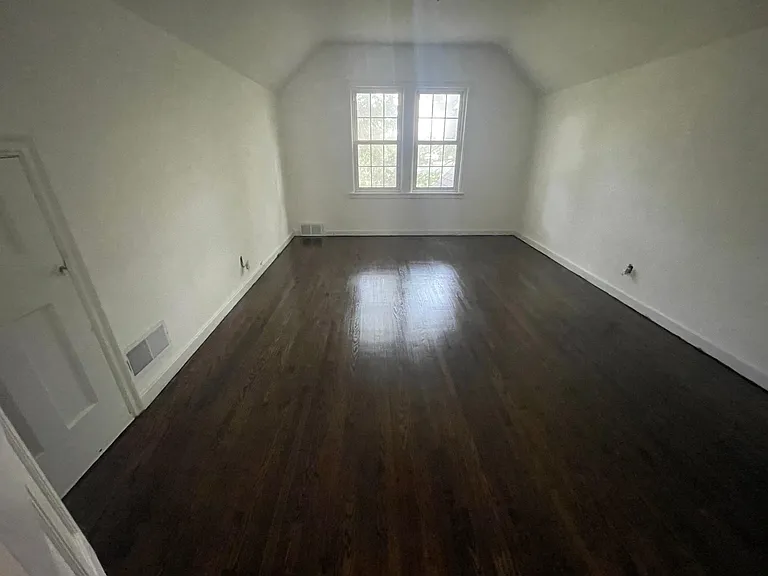 3031 Lynn Ave S — Photo 9