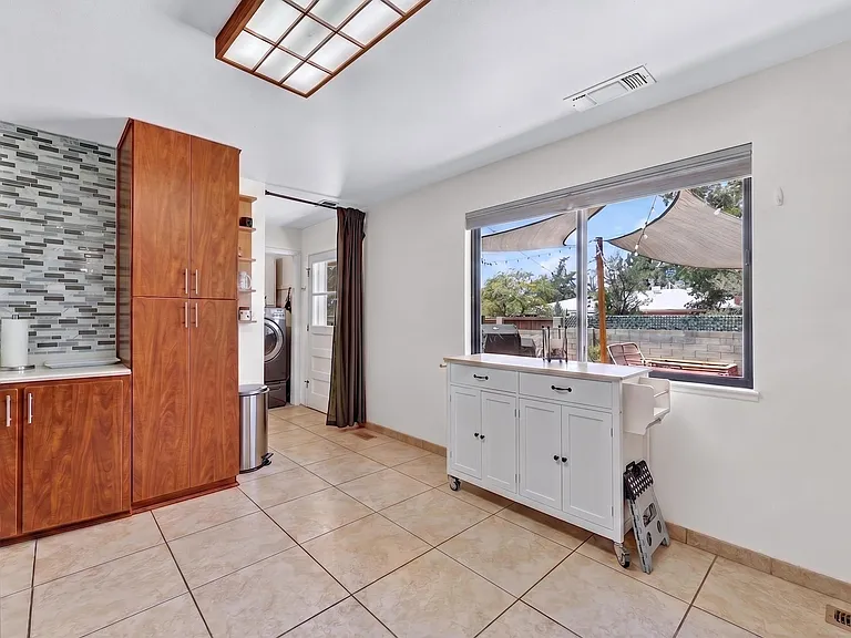 7107 Carriveau Ave NE — Photo 31