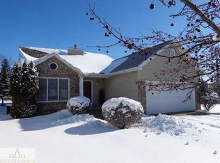 7604 Sugar Maple Cir, Lansing, MI 48917