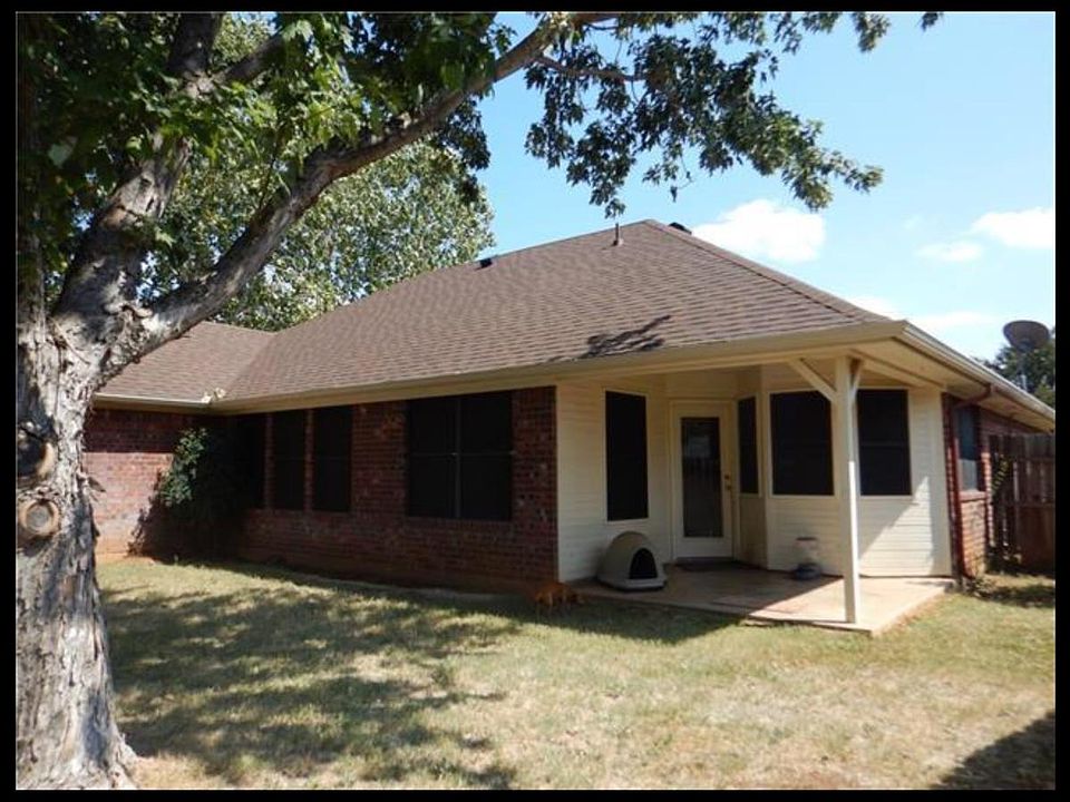 2nd image of 1524 Berry Patch Ln
