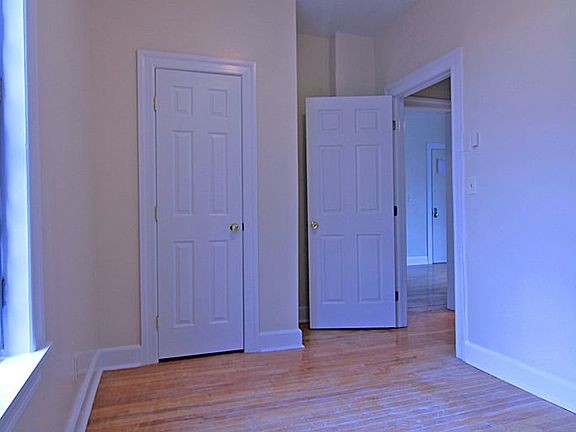 2nd image of 196 Bradhurst Ave APT 2