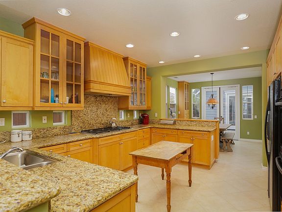 3rd image of 4851 Fairport Way