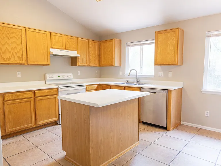 5711 Mesa Mountain Way — Photo 7