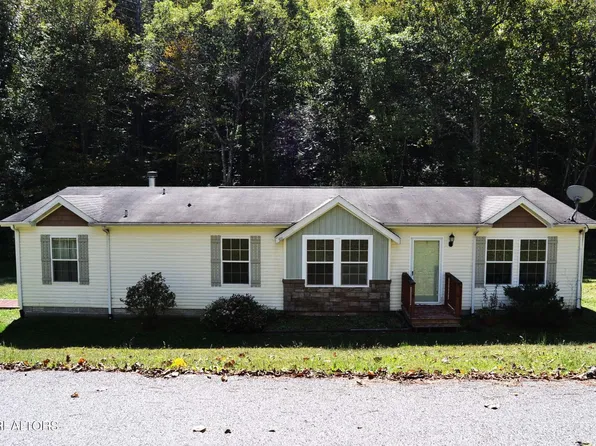 267 Airport Rd, Oakdale, TN 37829