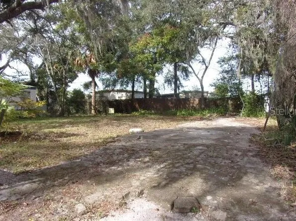 6613 Celeste Ln #11, New Pt Richey, FL 34653