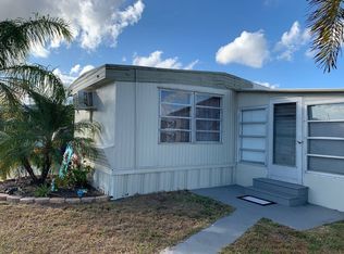 2055 82nd Ave #403, Vero Beach, FL 32966