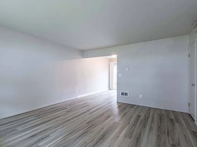 Heritage Townhomes — Photo 13