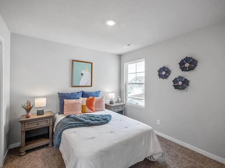7806 N 95th Ave — Photo 11