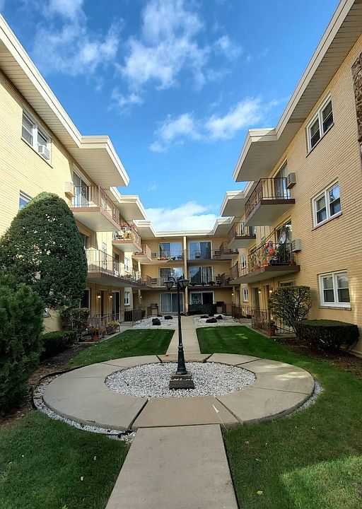 1st image of 4831 N Central Ave APT 208