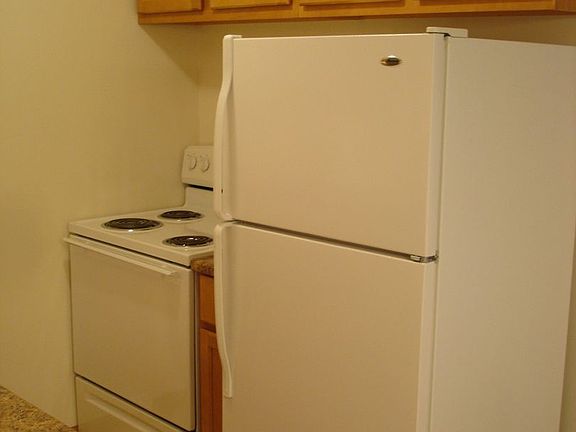 5th image of 207-229 W Washington St #Sc-301
