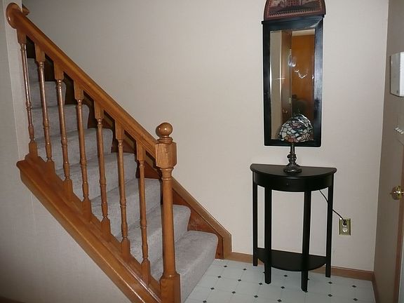 5th image of 883 Brittany Dr