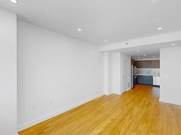 3rd image of 1115 Broadway APT 7C