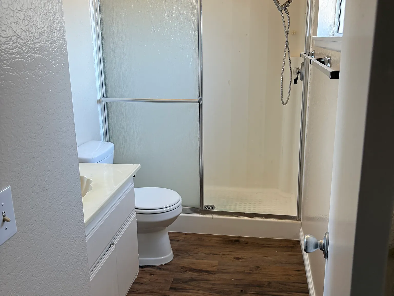 4 bed, 1190 sqft, $2,795 — Photo 3