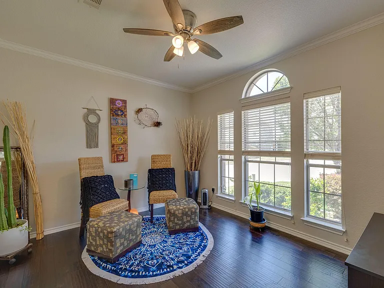 10826 Calderwood Ln — Photo 19