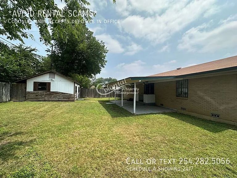 2203 Athens St — Photo 11