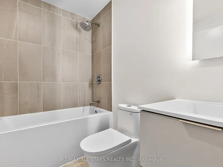 185 Alberta Ave — Photo 26