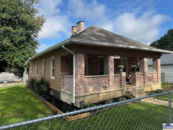 9517 N Crawford St, Knightsville, IN 47857