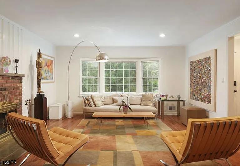 18 Skyline Dr — Photo 7