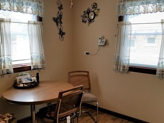 4th image of 9737 McLean Ave