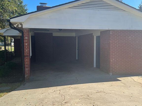 2nd image of 1656 Lenora Cir