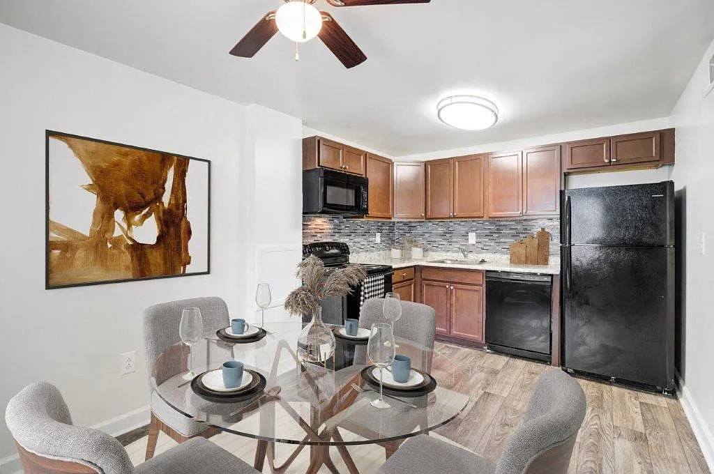 Mapleton Square Apartment Homes — Photo 1