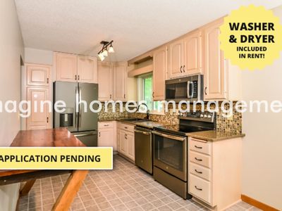 900 Whitney Dr, Apple Valley, MN, 55124