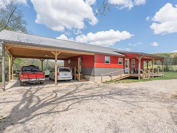 3rd image of 1215 County Road 410