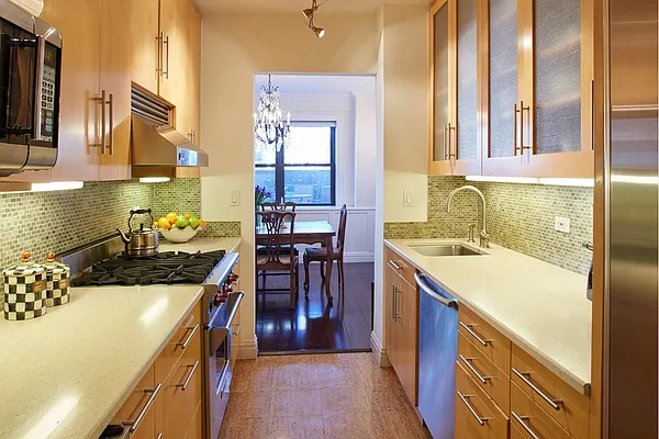 Sold by Stribling | media 27