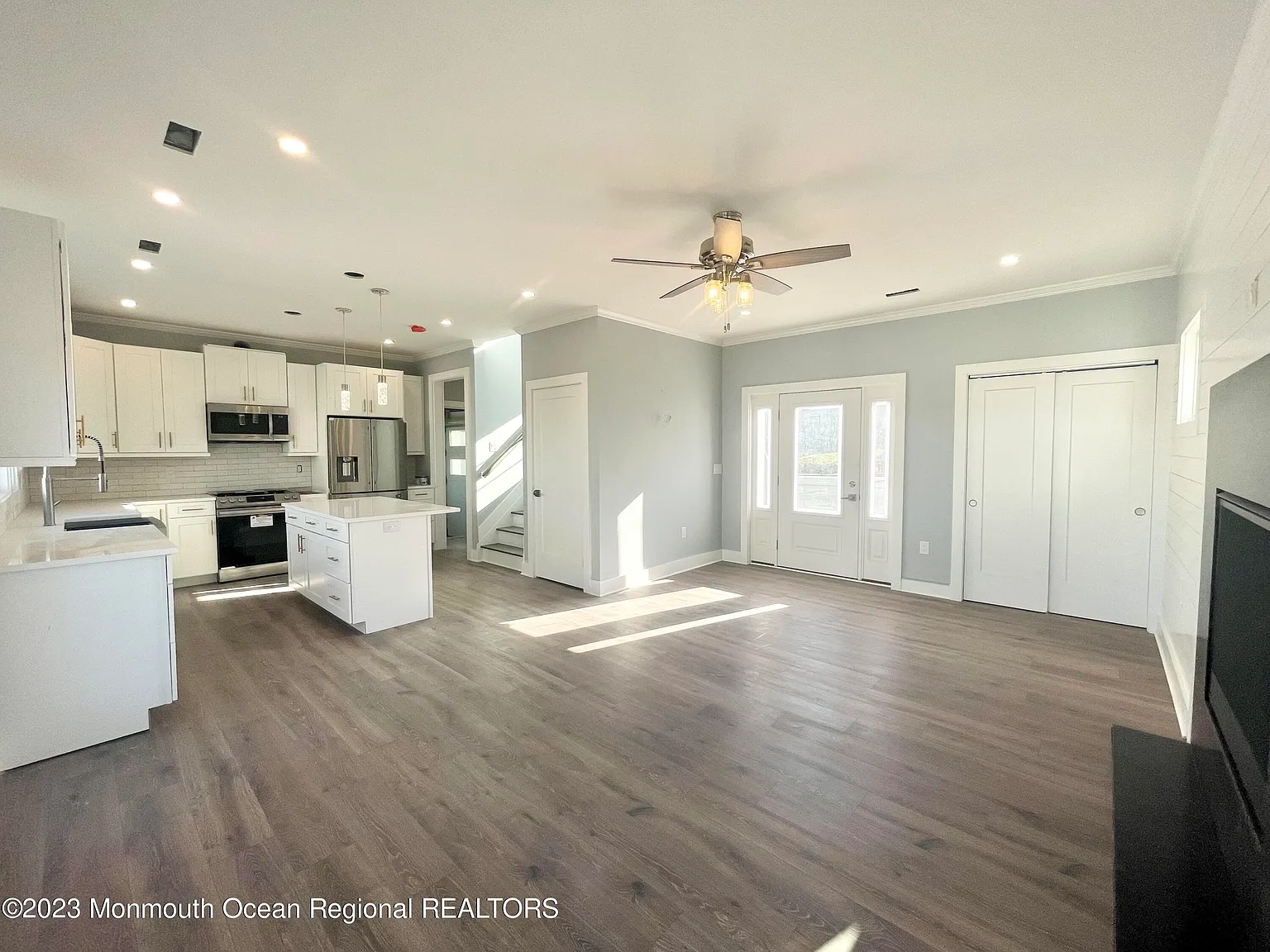 2 bed, 3.5 bath, 1154 sqft, $4,100 — Photo 4