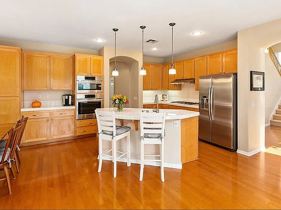 4th image of 3884 Rockfield Ct
