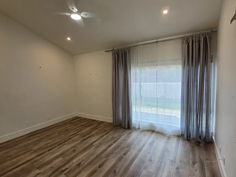 Primary suite